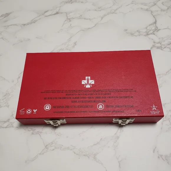 Jeffree Star Blood Sugar Eyeshadow Palette.